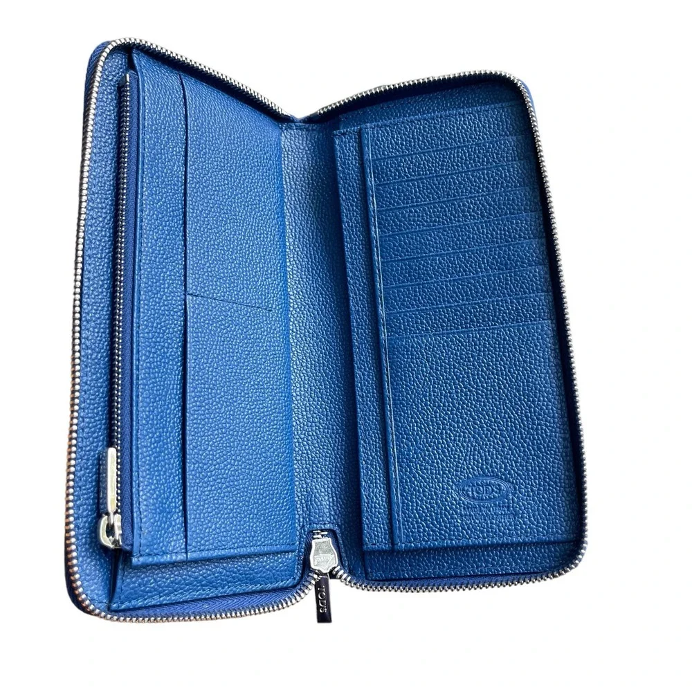Tod's‎ Italy Blue Continental Wallet Nuova Collection, XAMQCHA1400GPA7Q11